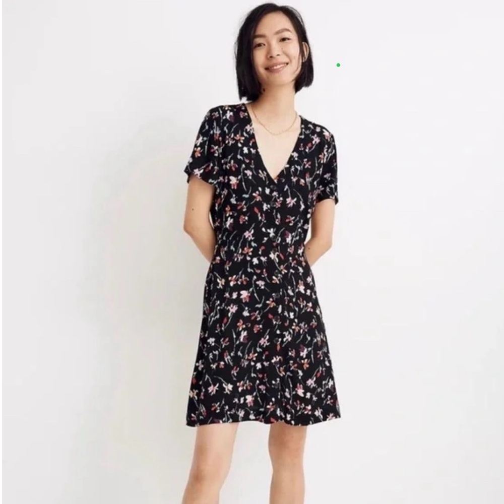Madewell Button Front Floral Dress in Drifting Flowers Size 6, Cottage Core